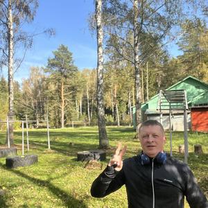 Парни в Гагарине: Александр, 43 - ищет девушку из Гагарина
