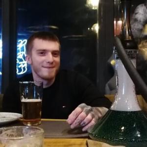 Парни в Владивостоке: Вадик, 27 - ищет девушку из Владивостока