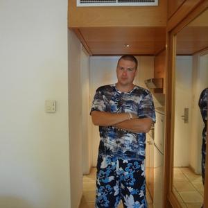 Парни в Альметьевске: Дмитрий, 41 - ищет девушку из Альметьевска