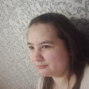 Девушки в Казани (Татарстан): Алия, 34 - ищет парня из Казани (Татарстан)