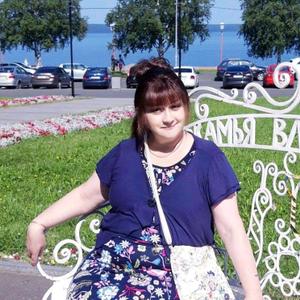 Девушки в Петрозаводске: Елена, 63 - ищет парня из Петрозаводска