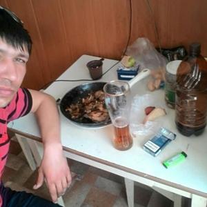 Парни в Омске: Артур, 37 - ищет девушку из Омска