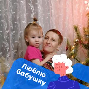 Девушки в Ульяновске: Елена, 54 - ищет парня из Ульяновска