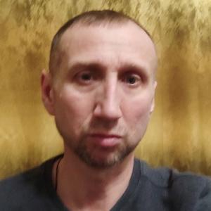 Парни в Ижевске: Михаил, 49 - ищет девушку из Ижевска