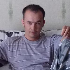 Евгений, 41 год, Игра