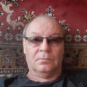 Парни в Калининграде: Александр Кривошеев, 63 - ищет девушку из Калининграда