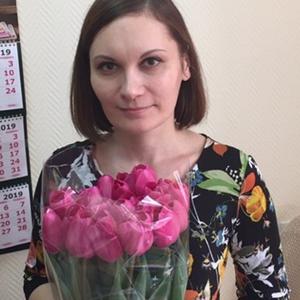 Девушки в Омске: Татьяна, 40 - ищет парня из Омска