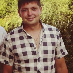 Парни в Чебоксарах (Чувашия): Максим Петров, 34 - ищет девушку из Чебоксар (Чувашия)