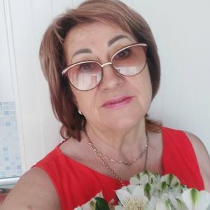Девушки в Гатчине: Ирина, 55 - ищет парня из Гатчины