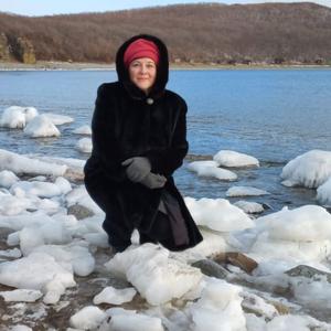 Галина, 63 года, Владивосток