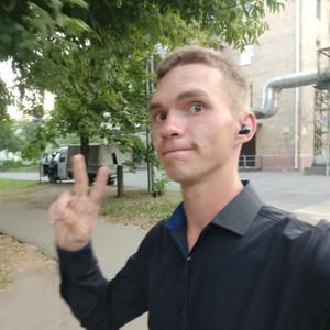 Роман Сильченко, 23 года, Клин