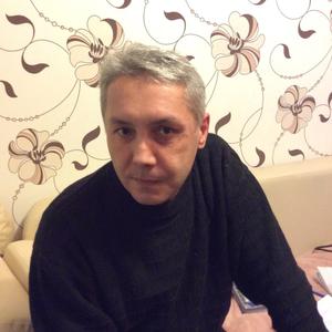 Олег, 57 лет, Киров