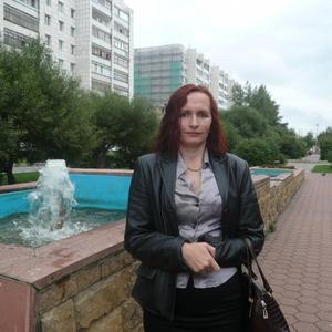 Девушки в Торопце: Юлия, 49 - ищет парня из Торопца