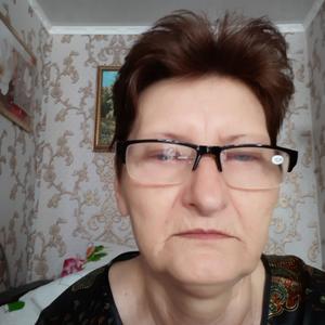 Девушки в Калининграде: Ирина, 60 - ищет парня из Калининграда