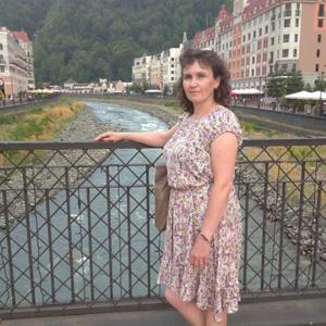 Девушки в Тольятти: Елена, 49 - ищет парня из Тольятти