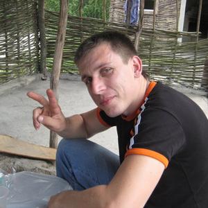 Парни в Ессентуках: Георгий, 42 - ищет девушку из Ессентуков