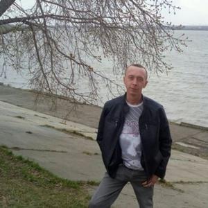 Парни в Томске: Виталий Петров, 39 - ищет девушку из Томска