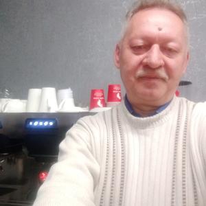 Парни в Вышний Волочке: Сергей, 63 - ищет девушку из Вышний Волочка