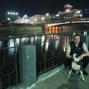 Парни в Омске: Роман, 31 - ищет девушку из Омска