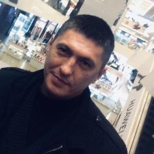 Парни в Когалыме: Дмитрий, 42 - ищет девушку из Когалыма