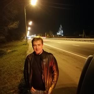 Парни в Нижний Новгороде: Юрий, 45 - ищет девушку из Нижний Новгорода