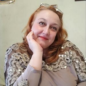 Девушки в Темрюке: Елена Гончарова, 54 - ищет парня из Темрюка