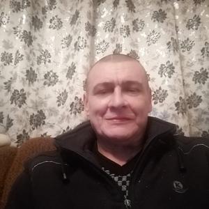 Дмитрий, 53 года, Улькан