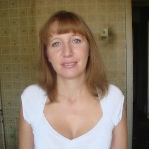Девушки в Ульяновске: Ирина, 52 - ищет парня из Ульяновска