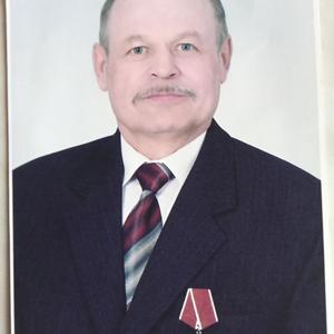 Леонид, 68 лет, Санкт-Петербург