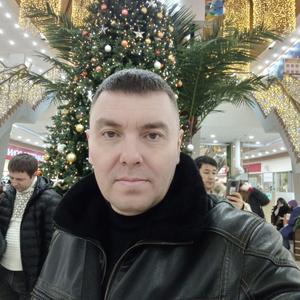 Парни в Казани (Татарстан): Ильнур, 47 - ищет девушку из Казани (Татарстан)