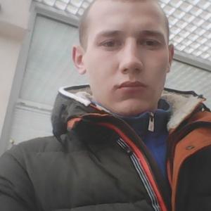 Парни в Жлобине: Александр, 27 - ищет девушку из Жлобина