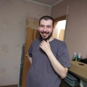 Парни в Омске: Богдан, 33 - ищет девушку из Омска