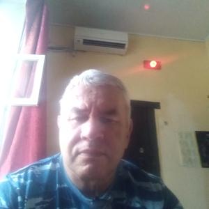 Парни в Касторном: Юрий, 62 - ищет девушку из Касторного