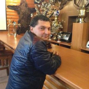 Парни в Казани (Татарстан): Рамиль, 47 - ищет девушку из Казани (Татарстан)