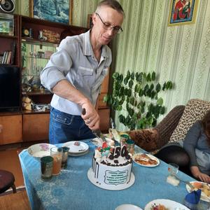 Парни в Владивостоке: Константин, 52 - ищет девушку из Владивостока