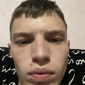 Александр, 22 года, Киров
