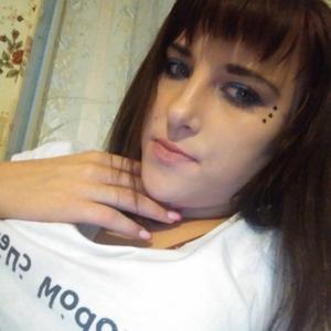 Девушки в Ангарске: Ольга, 23 - ищет парня из Ангарска