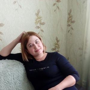 Девушки в Саратове: Катюша, 37 - ищет парня из Саратова