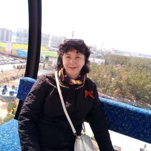 Девушки в Якутске: Ирина, 57 - ищет парня из Якутска
