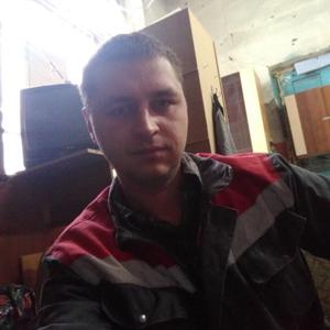 Парни в Сальске: Александр Савенко, 36 - ищет девушку из Сальска