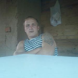 Парни в Бердске: Алекс, 31 - ищет девушку из Бердска