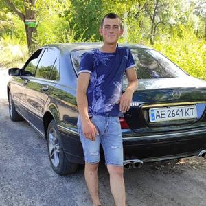 Парни в Мукачево (Украина): Анатолий, 24 - ищет девушку из Мукачево (Украина)