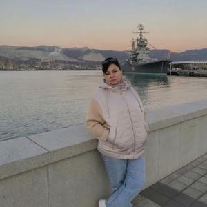 Девушки в Новороссийске: Людмила, 53 - ищет парня из Новороссийска