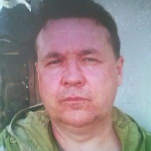 Парни в Твери: Сергей, 54 - ищет девушку из Твери