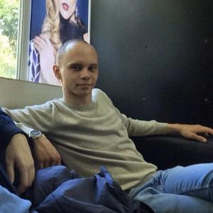 Сергей, 28 лет, Лобня