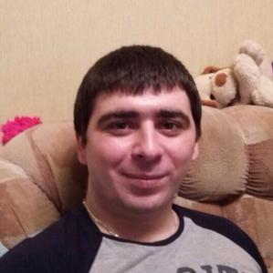 Руслан, 33 года, Нижневартовск