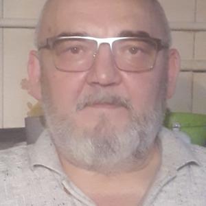 Парни в Ижевске: Gilfan, 62 - ищет девушку из Ижевска