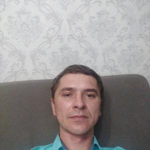 Виталий, 38 лет, Учалы
