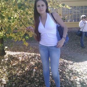 Девушки в Владивостоке: Анастасия, 43 - ищет парня из Владивостока