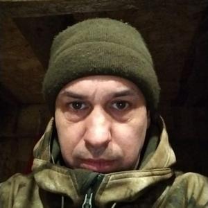 Парни в Рыльске: Руслан, 41 - ищет девушку из Рыльска